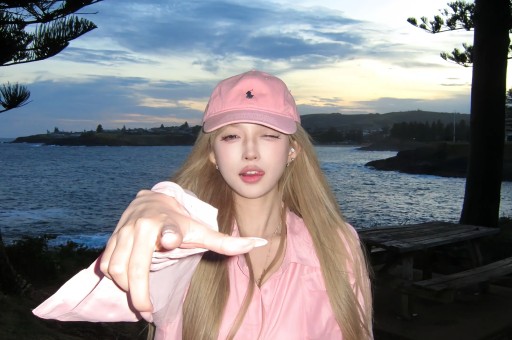 舔手指人体盛宴继关晓彤遭殃后千万网红再曝内娱“阴暗面”